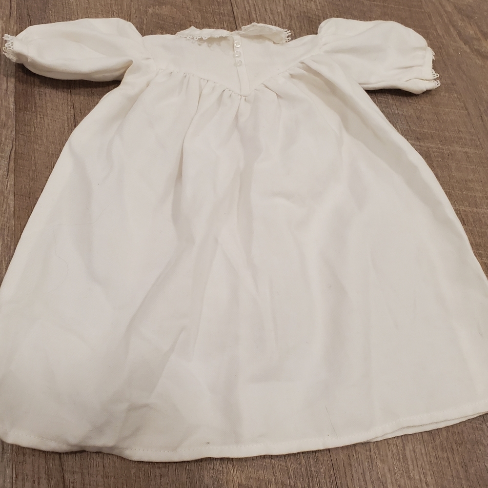 Addy's nightgown american girl pleasant company